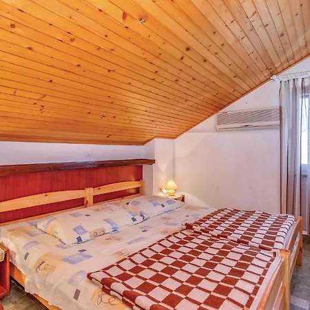 Cozy Apartment In Crikvenica With Wifi Exterior photo
